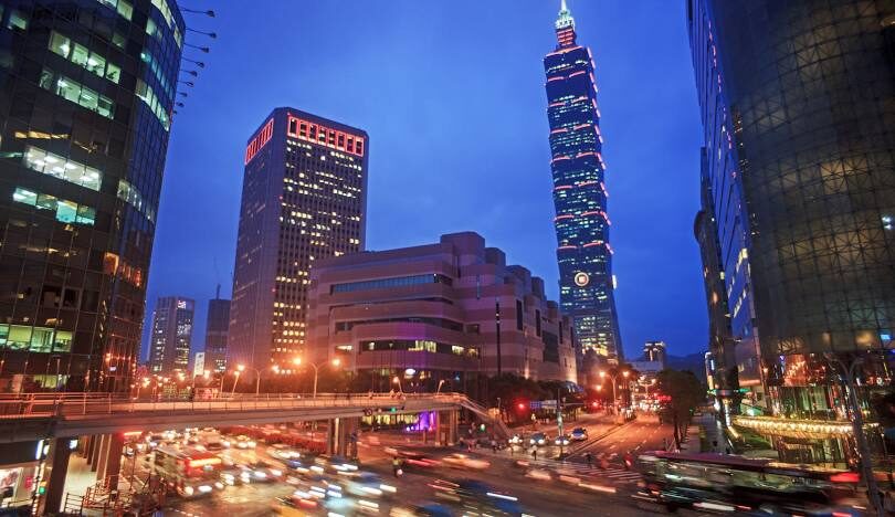 台北夜晚開車好去處：輕鬆到達的10大浪漫夜景推薦