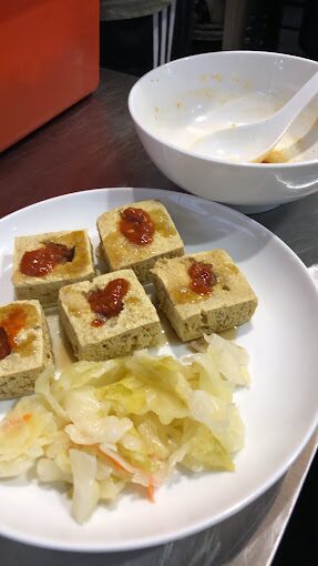 中部景點一日遊：台中逢甲夜市必吃美食攻略