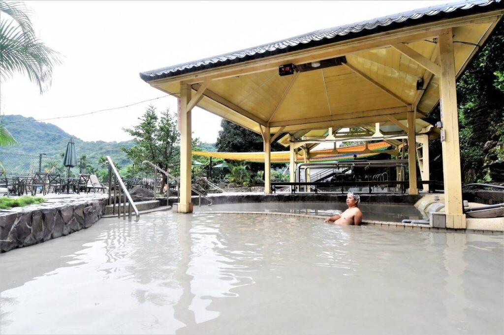 關子嶺溫泉湯屋推薦：情侶必訪的浪漫泡湯地點