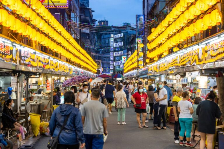 基隆北部一日遊必去景點：享受海港風情與在地美食