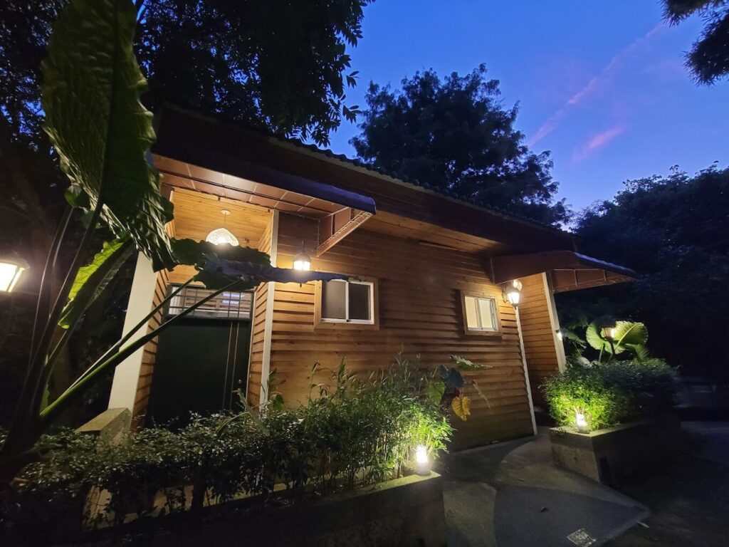 新社花海住宿指南：從民宿到酒店的最佳選擇