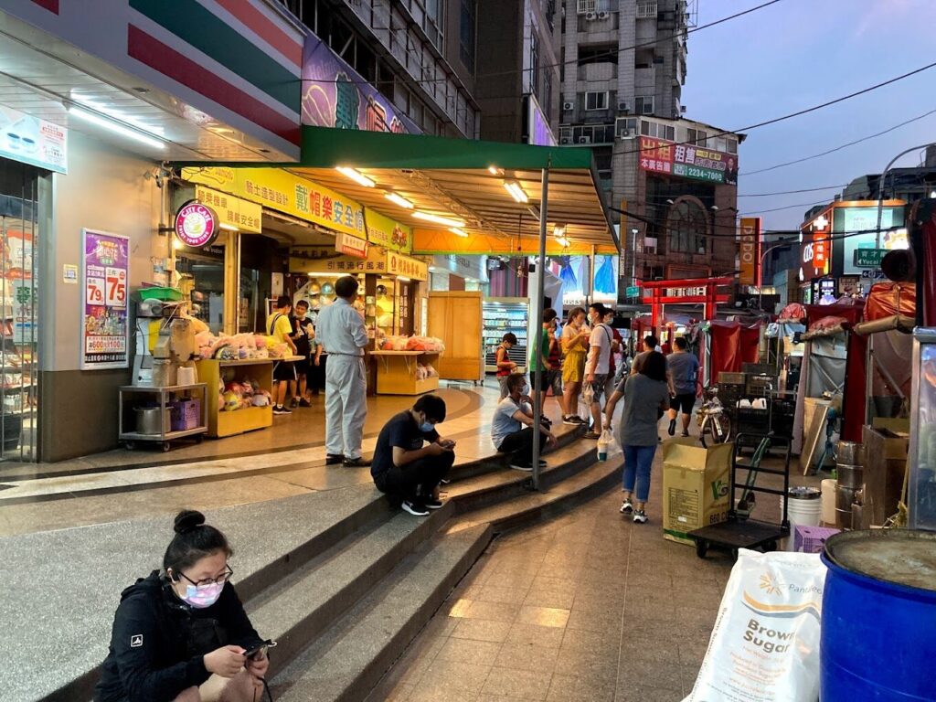 台中必吃美食：從小吃到高級餐廳的全攻略