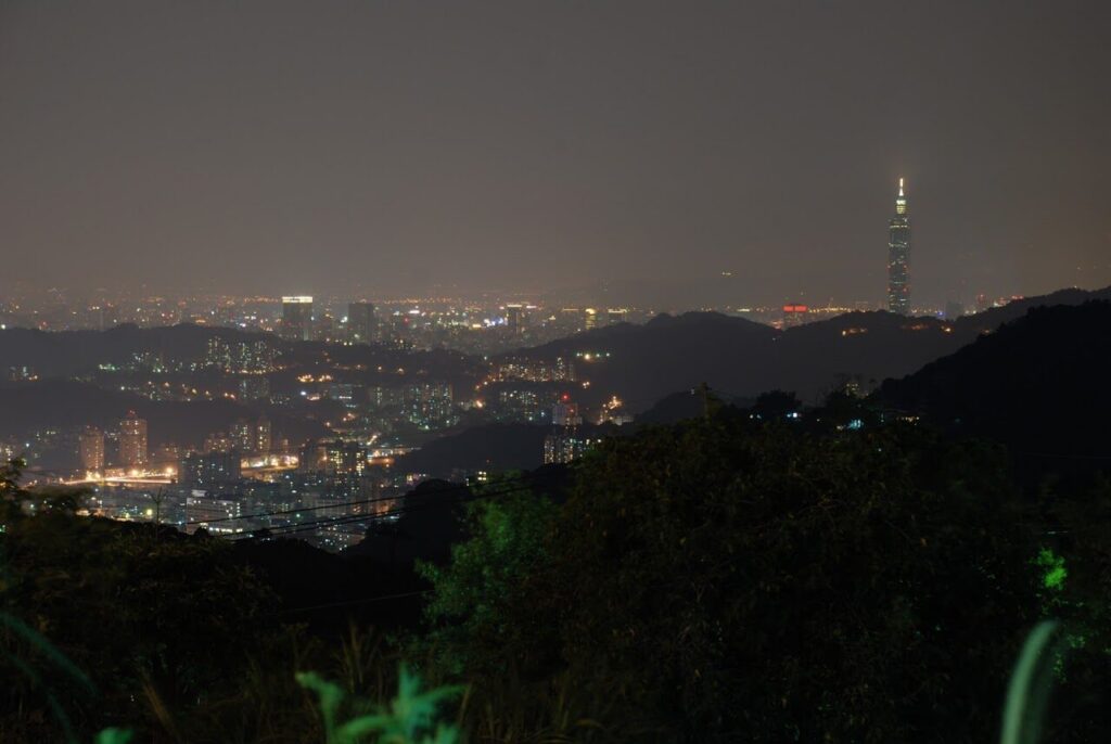 士林文化大學後山夜晚開車好去處:學生最愛的觀景秘境