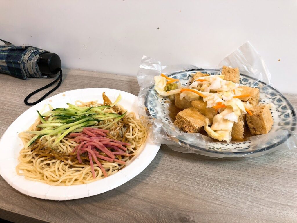 北台灣景點：士林夜市必吃美食