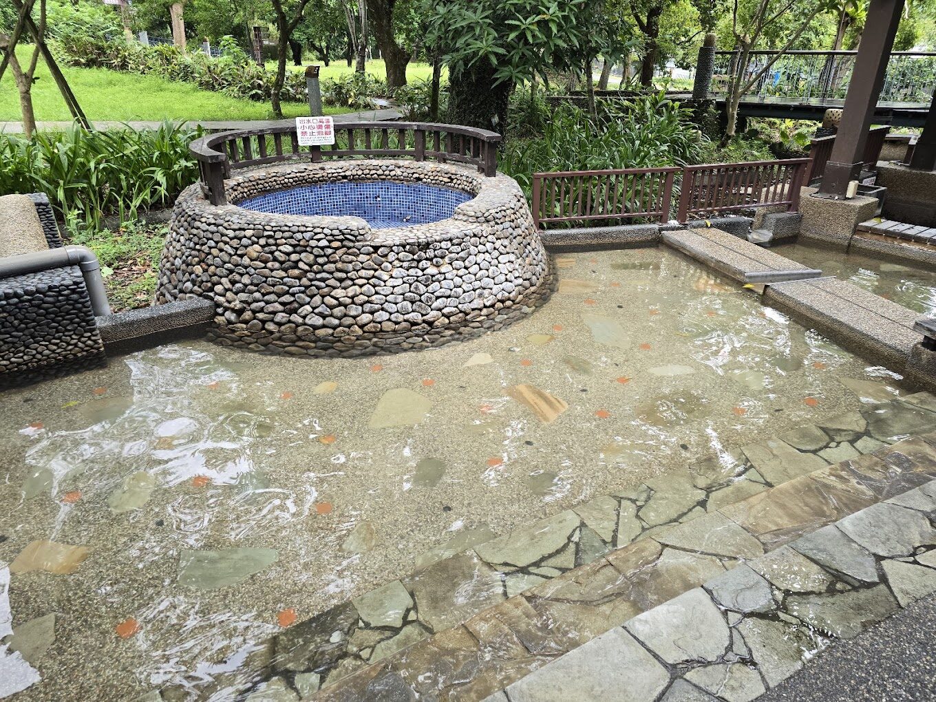 礁溪溫泉公園導覽：免費足湯與周邊景點