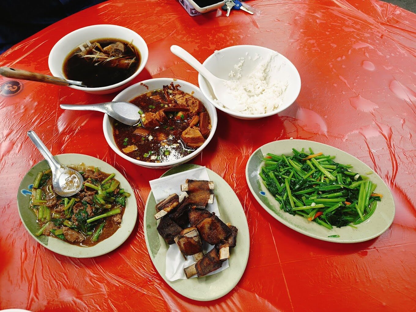 小琉球船班資訊：最新時刻表與搭乘注意事項