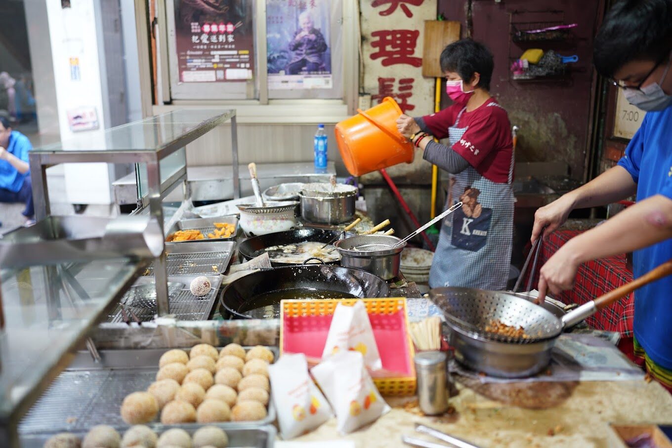 金門傳統蚵嗲製作過程