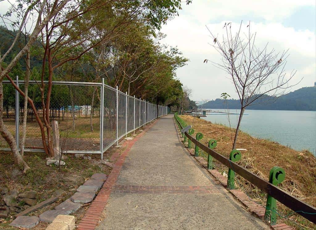 2025 日月潭單車攻略|環湖 33 公里路線、租車店家懶人包一次搞懂