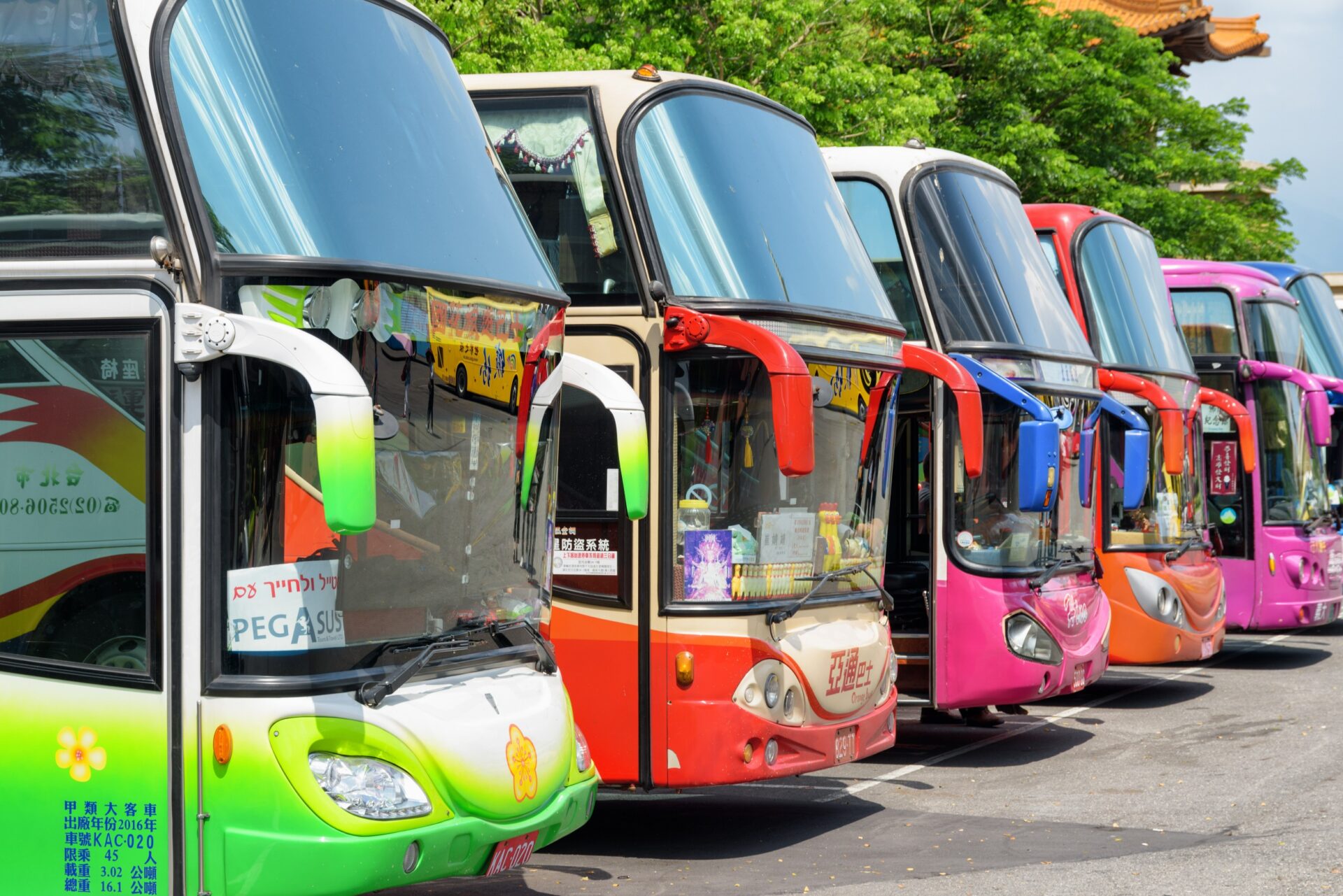 綠島交通方式與船班時刻表