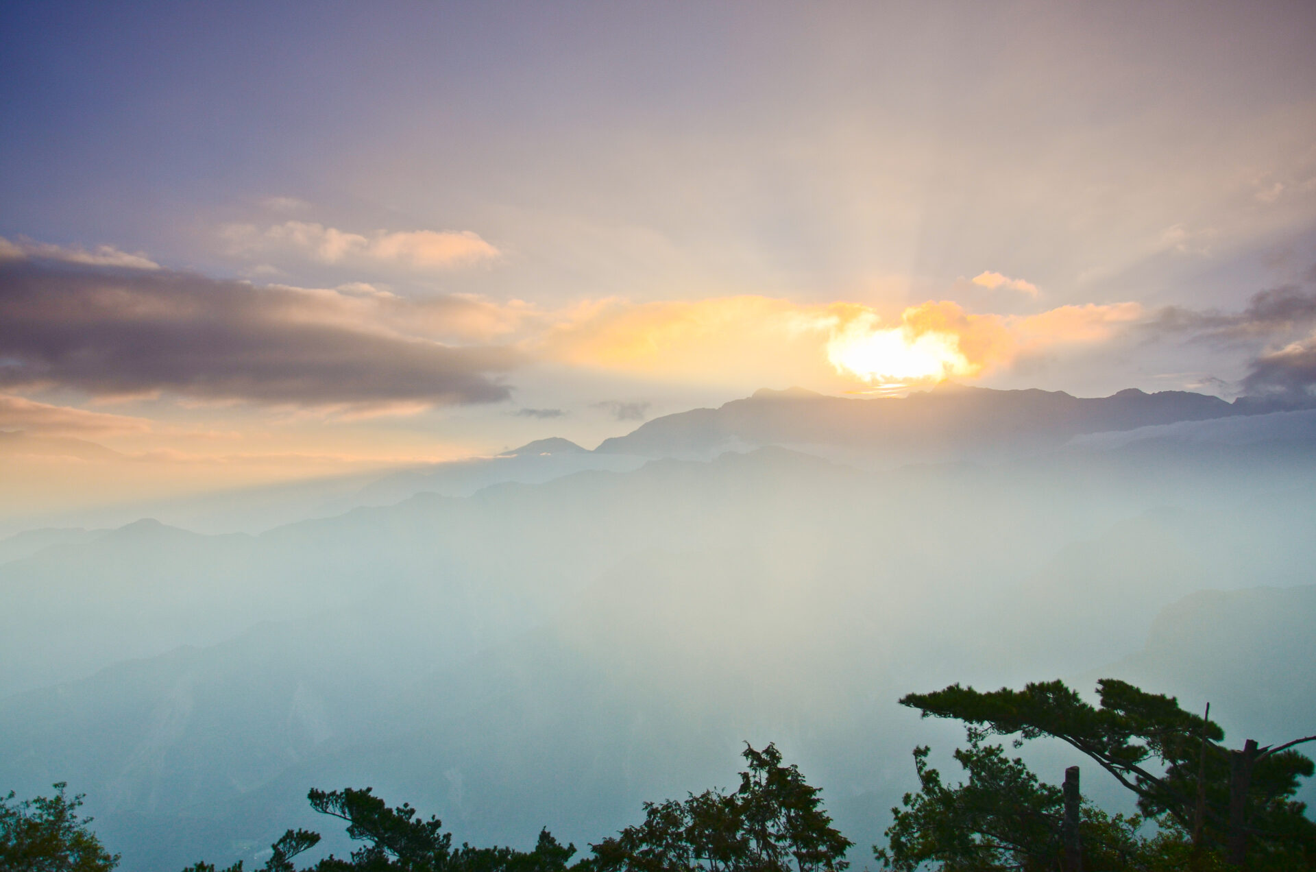 阿里山日出觀賞指南：最佳地點與時間