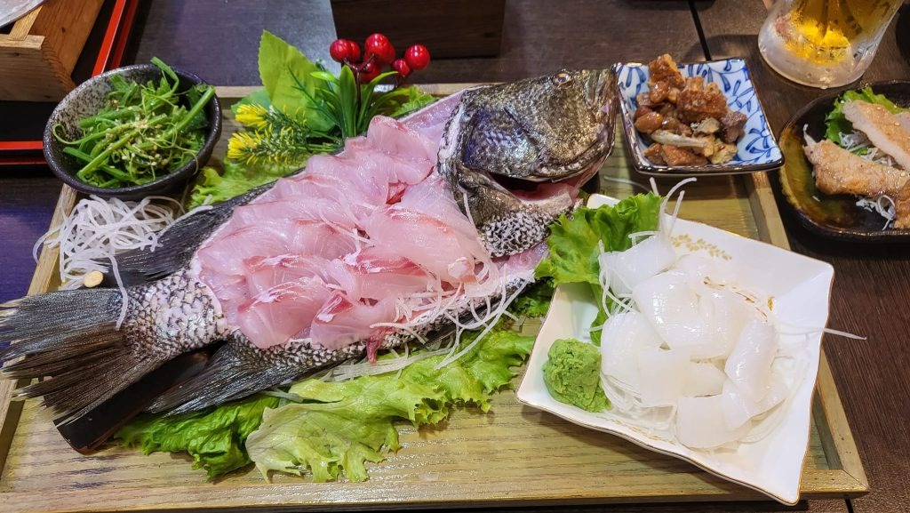 天母生魚片哪裡吃？美食控激推的七海食堂必吃攻略！