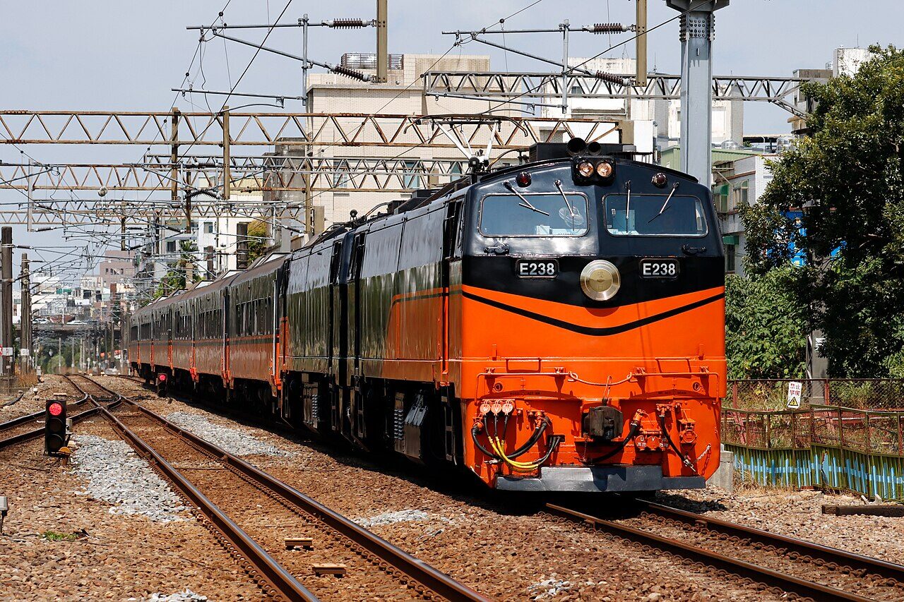 台鐵鳴日號最新消息：時刻表、票價與行程介紹