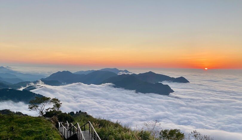 阿里山一日遊:阿里山日出指南,最佳觀賞地點及時間