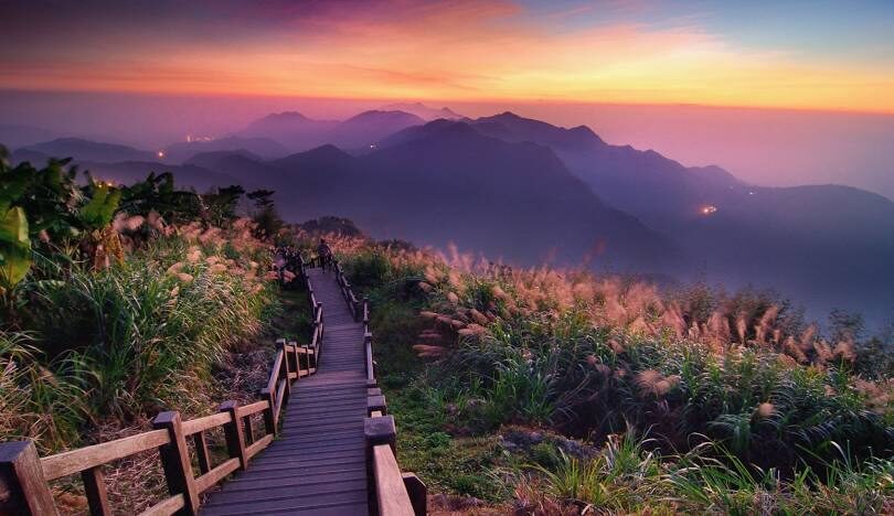 阿里山日出最佳觀賞點與時間攻略：全方位指南