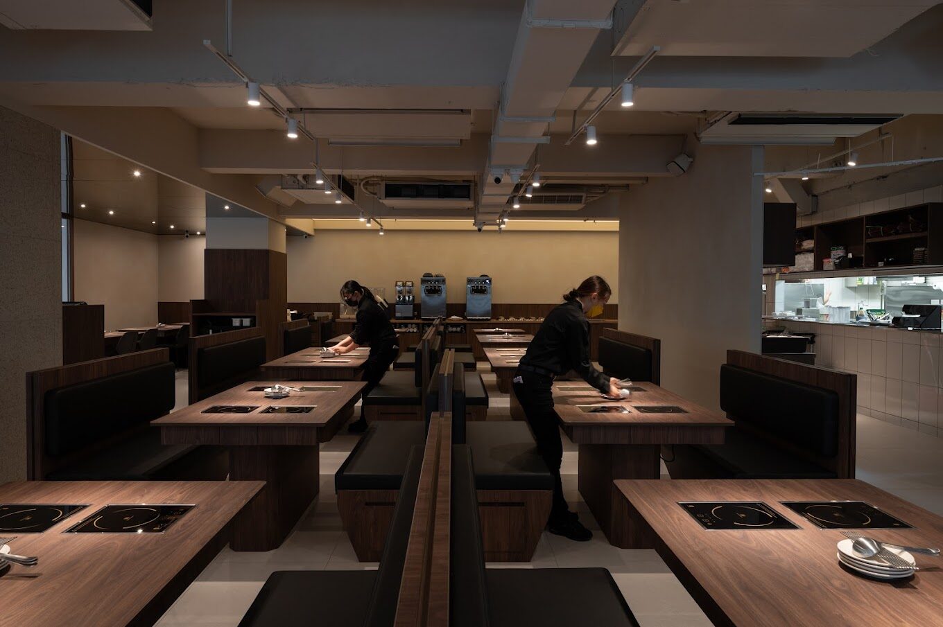 萬客什鍋霸氣進駐台北:傳統美味與創新點心並行