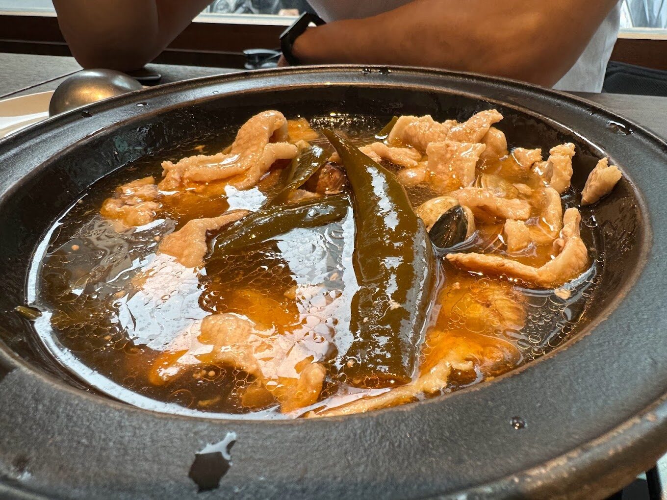 萬客什鍋霸氣進駐台北:傳統美味與創新點心並行