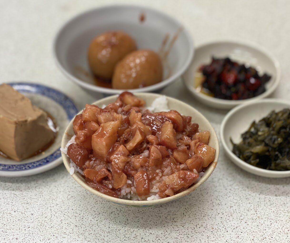 經典風味滷肉飯的調和秘訣與現代演繹