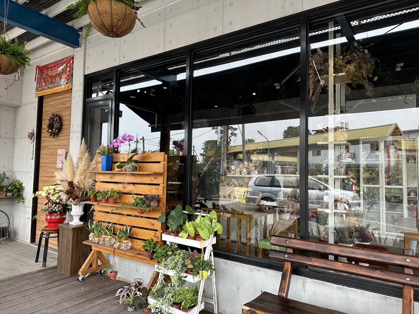 田尾公路花園全攻略:賞花、拍照、購物一次滿足