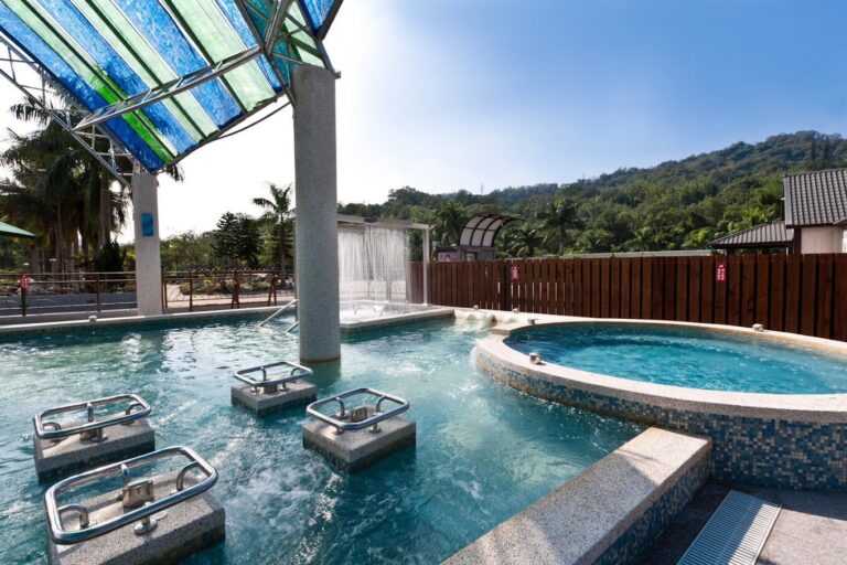 麒麟峰溫泉會館評價:台中大坑溫泉住宿與湯屋體驗