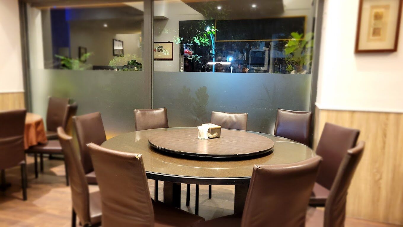 花娘小館的傳統與創新：探索當地特色美食