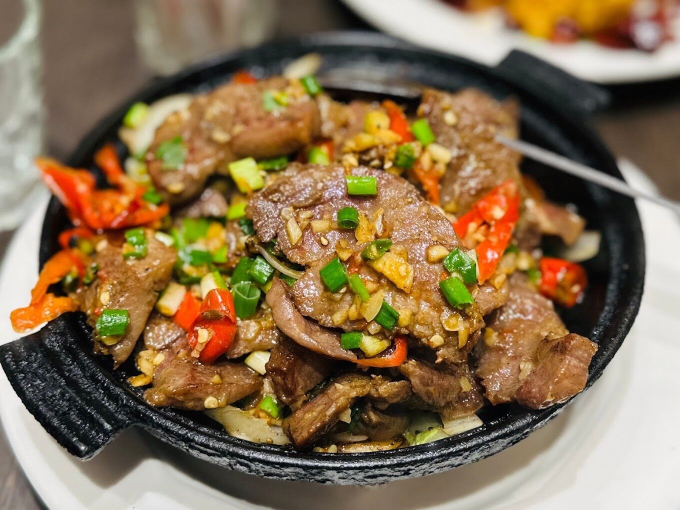 花娘小館的傳統與創新：探索當地特色美食