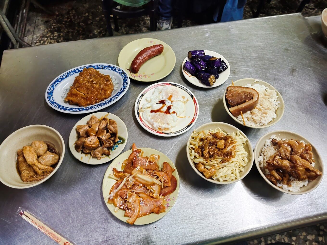 爌肉飯的起源與文化背景及彰化經典美食