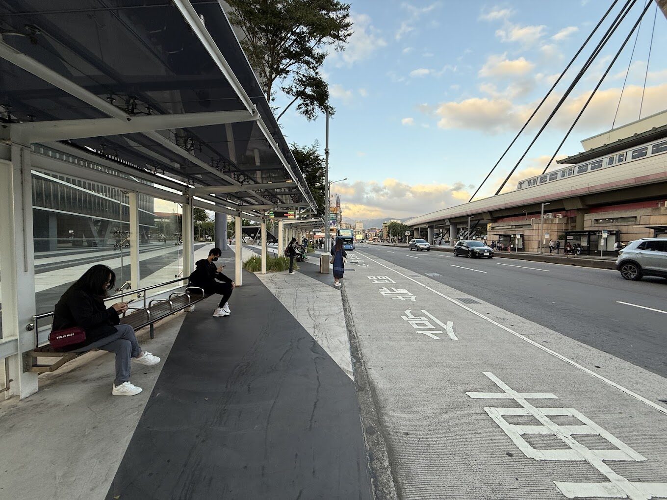 藍寶石泉最佳旅遊時間與交通指南