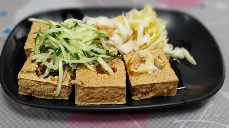 台中美食小吃的現代創新：從大麵羹到臭豆腐