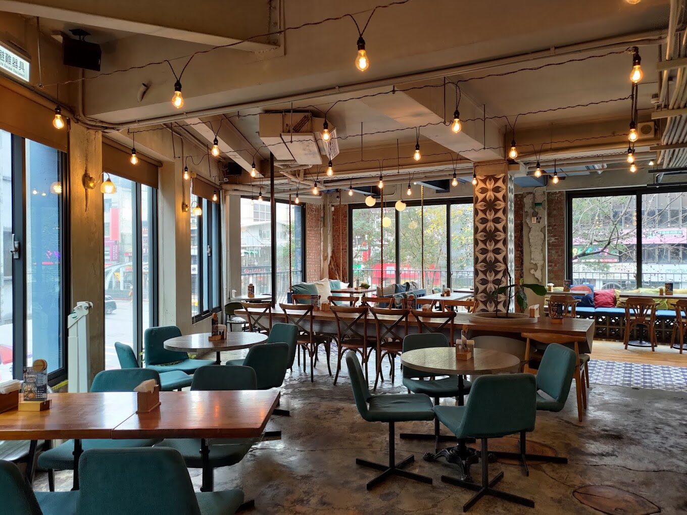 城市中最具打卡風格的地中海風情餐廳：尋找網紅拍攝聖地