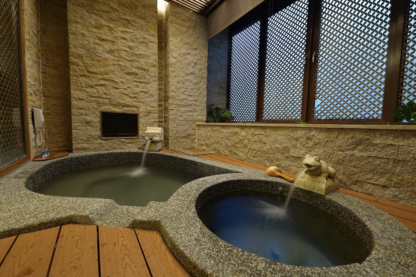 泡溫泉的美容益處：舒緩乾燥肌的秘密