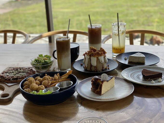 宜蘭頭城必訪海景咖啡廳：滿山望海