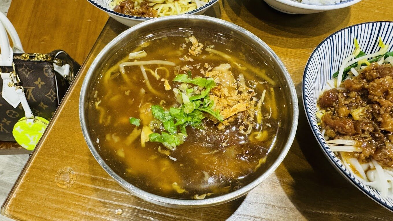 礁溪必吃隱藏版美食推薦：在地人私藏的美味餐廳