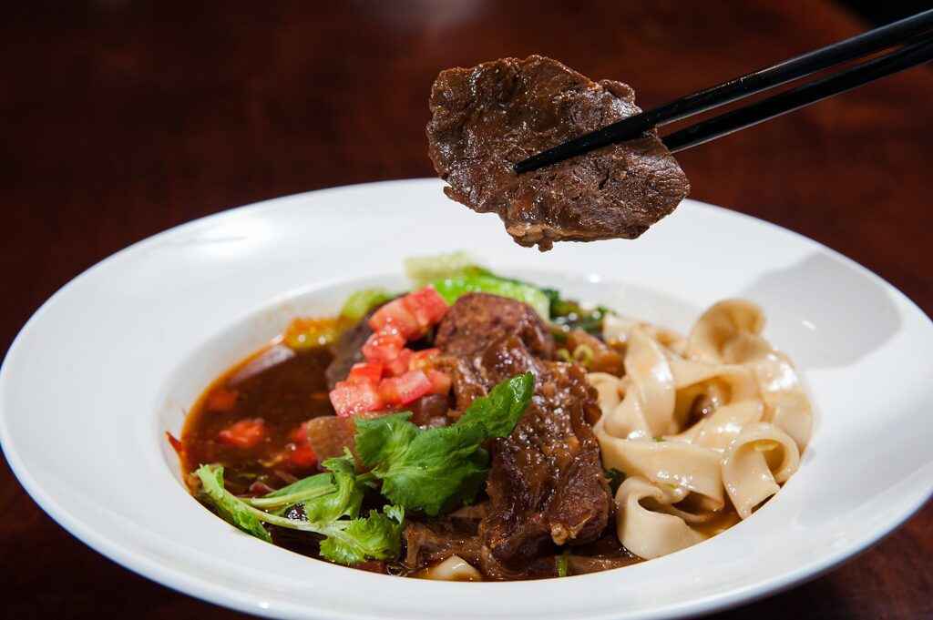 台灣必吃牛肉麵推薦：在地人私藏名單