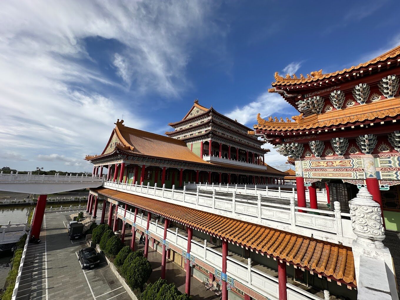 台南正統鹿耳門聖母廟：探索台版紫禁城的壯麗建築