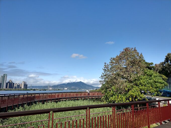 淡水河畔自行車道：騎行路線與租車資訊