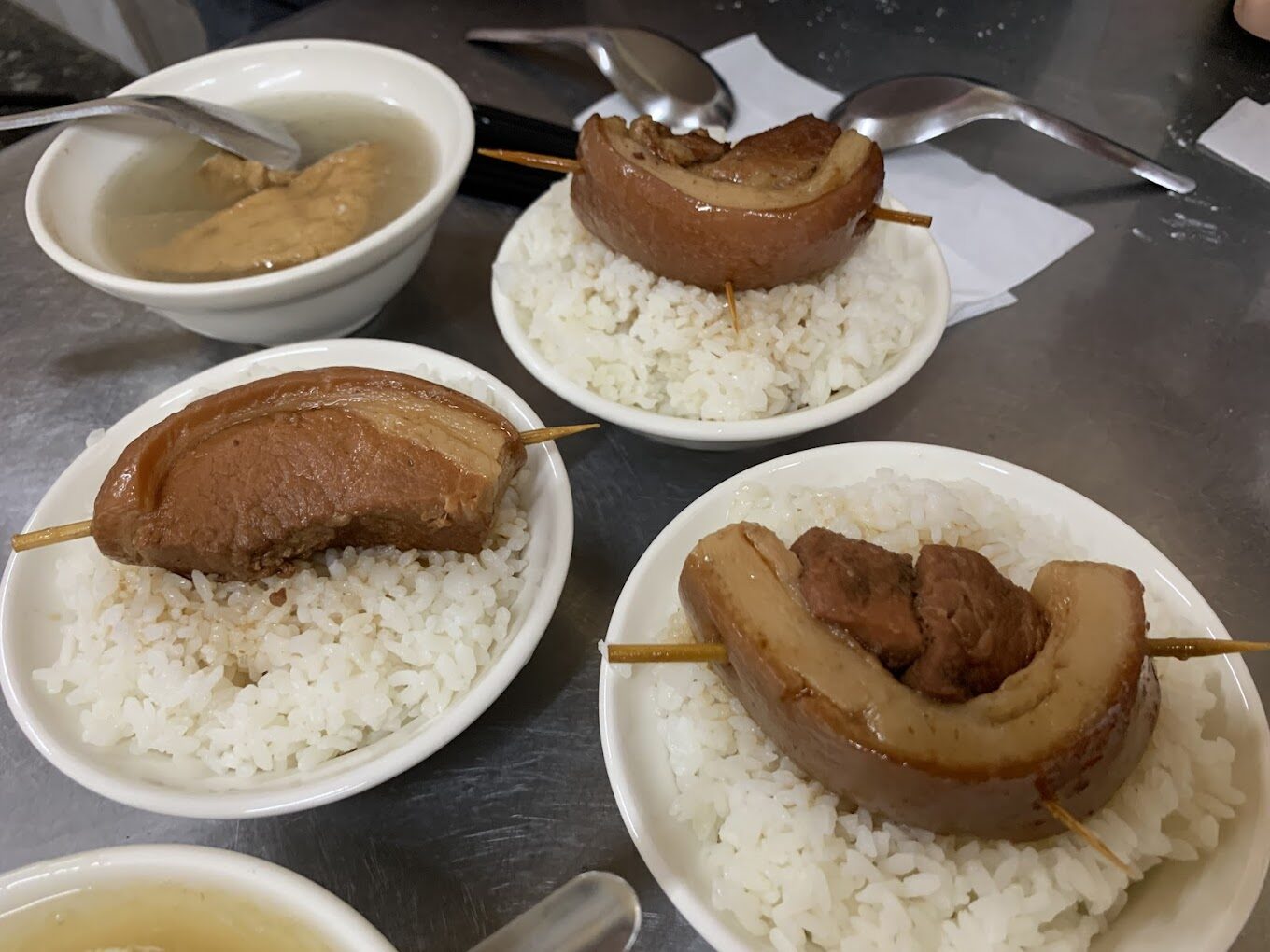 彰化必吃爌肉飯推薦：在地人私藏的 7 大美食名單