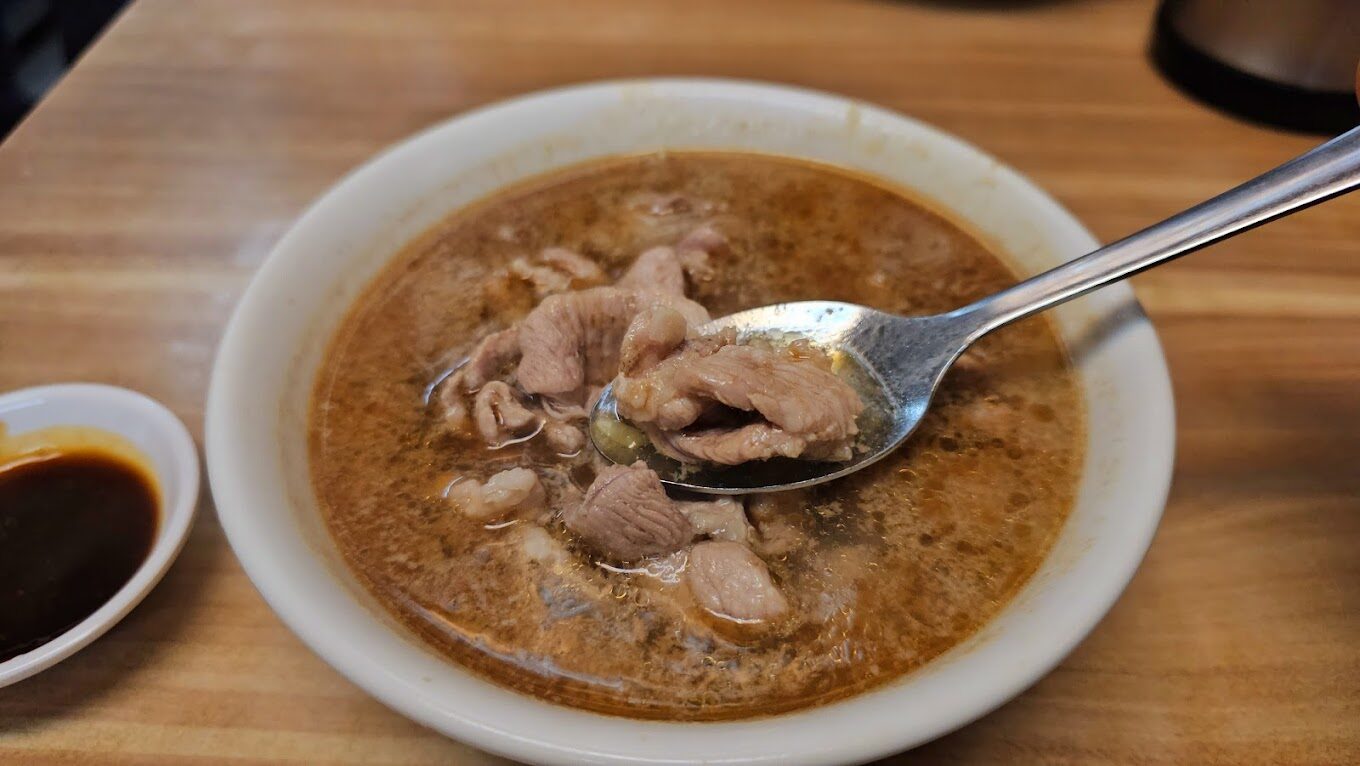 施家麻油腰花菜單價格：品嚐美食的絕佳指南