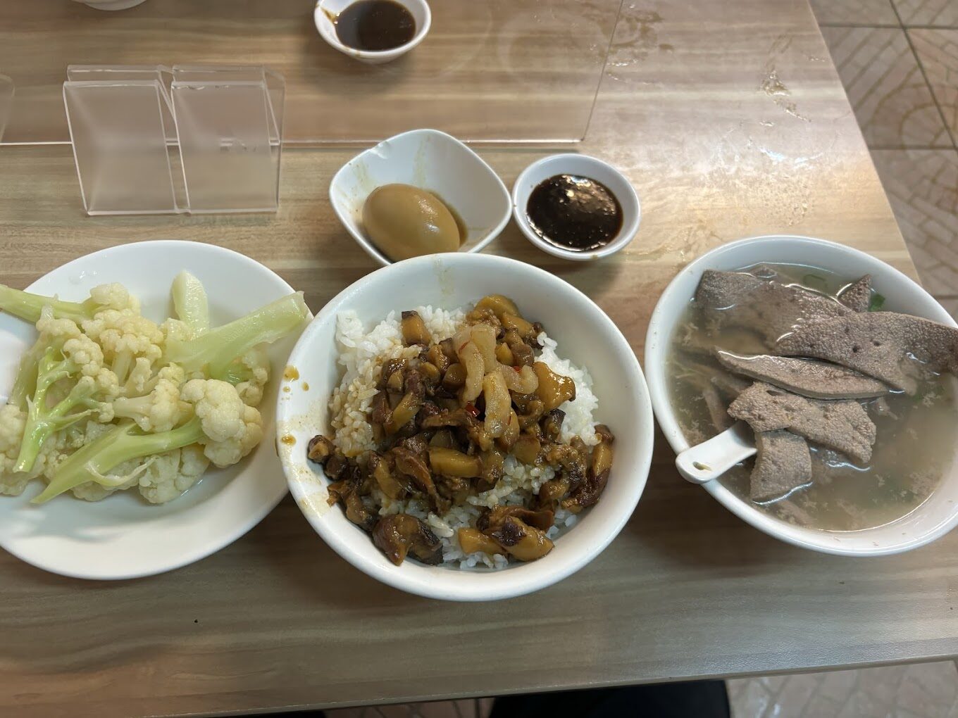 施家麻油腰花菜單價格：品嚐美食的絕佳指南