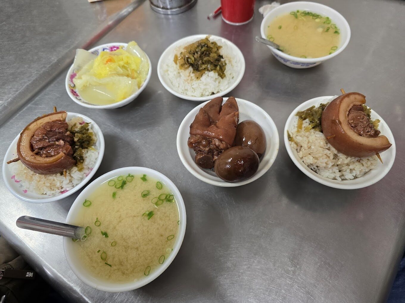 鹿港必吃小吃推薦：在地人最愛的美食清單