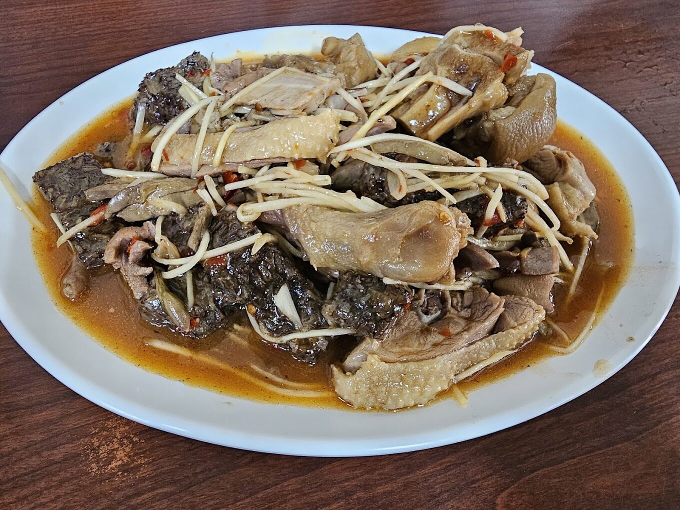 高雄鴨肉飯推薦：必吃的 10 家老字號美食