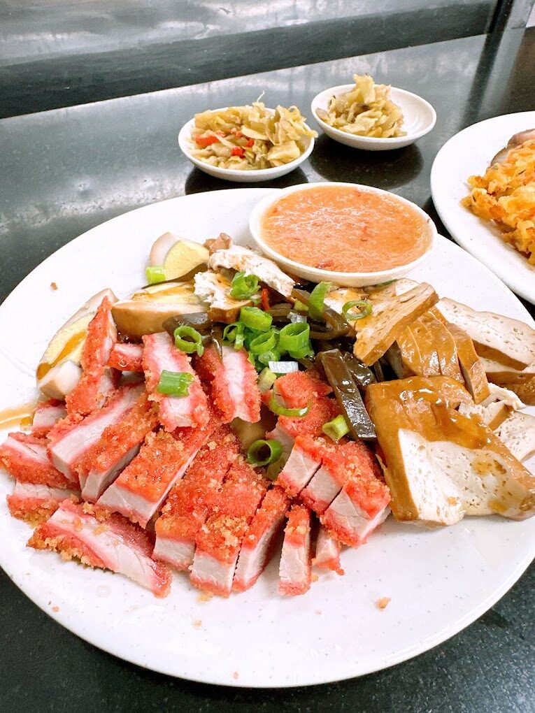 莊記牛肉麵館必點推薦：在地人最愛的美食