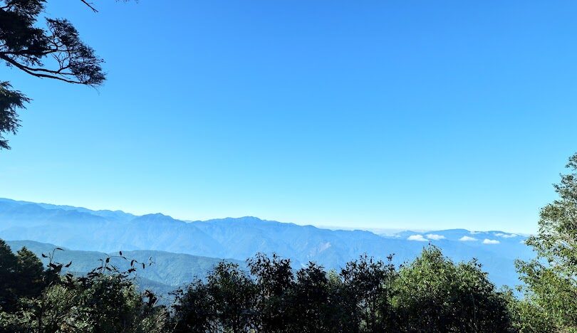 鐵杉林步道終點觀景平台