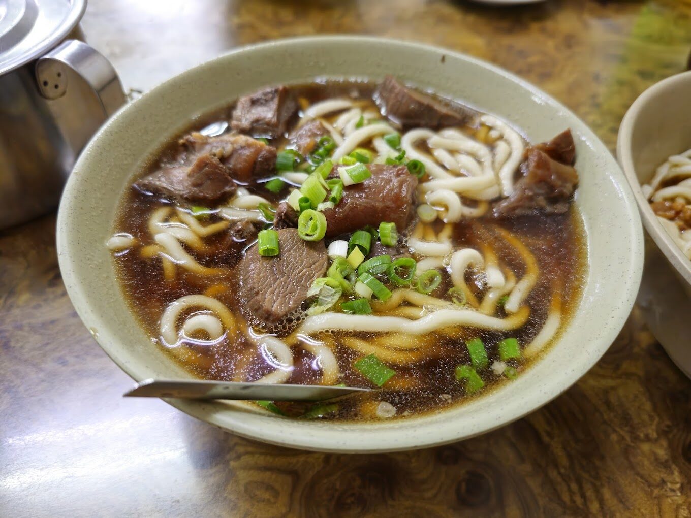 台北24小時營業的牛肉麵店推薦