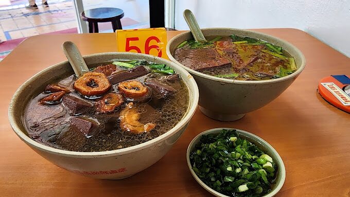 昌吉街豬血湯評價：學生與上班族的最愛