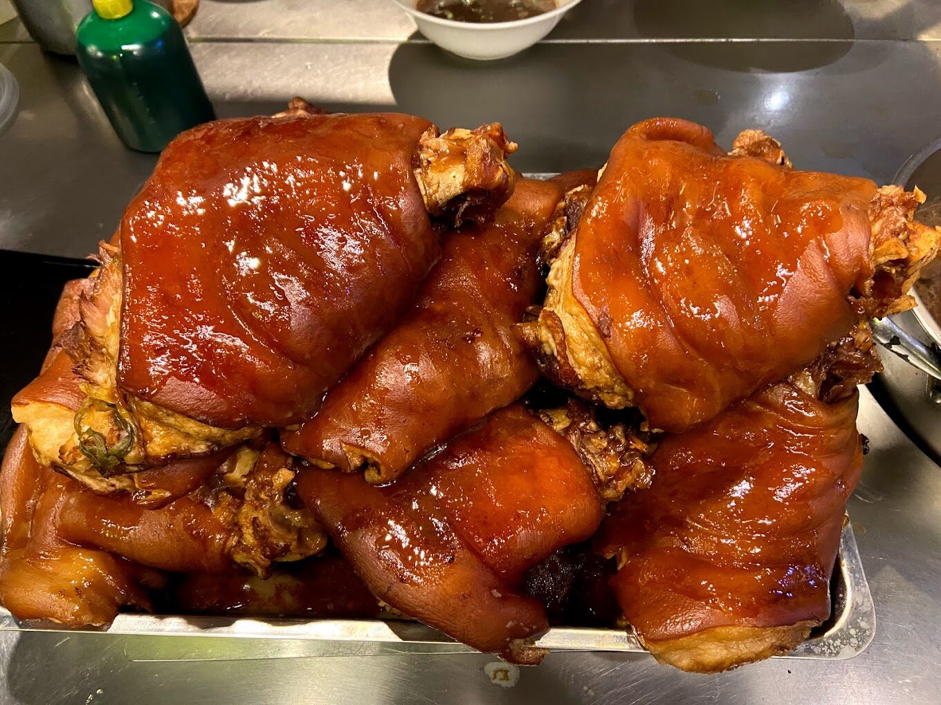 西門麵店推薦：必吃的銷魂豬腳飯