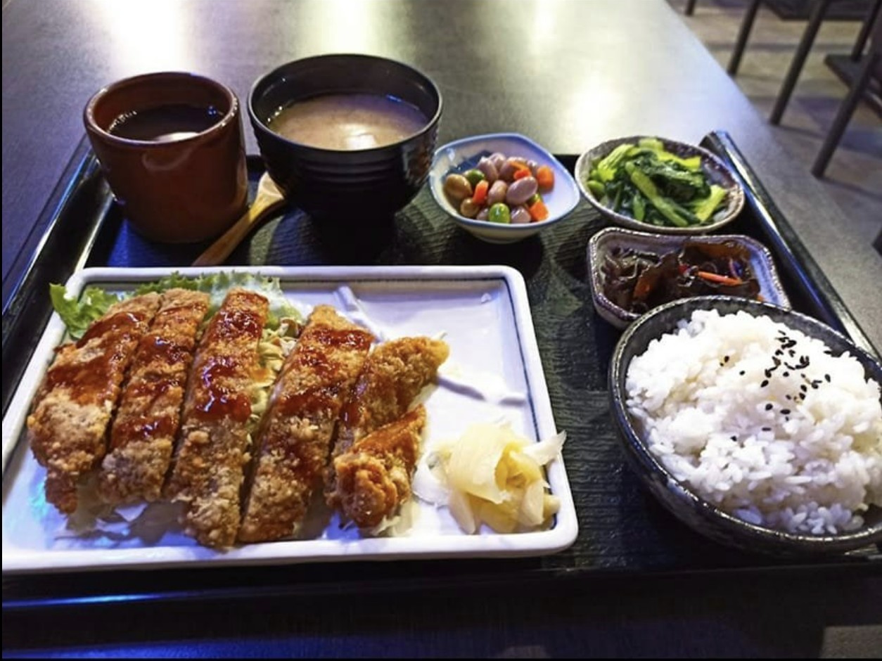 天母生魚片哪裡吃？美食控激推的七海食堂必吃攻略！