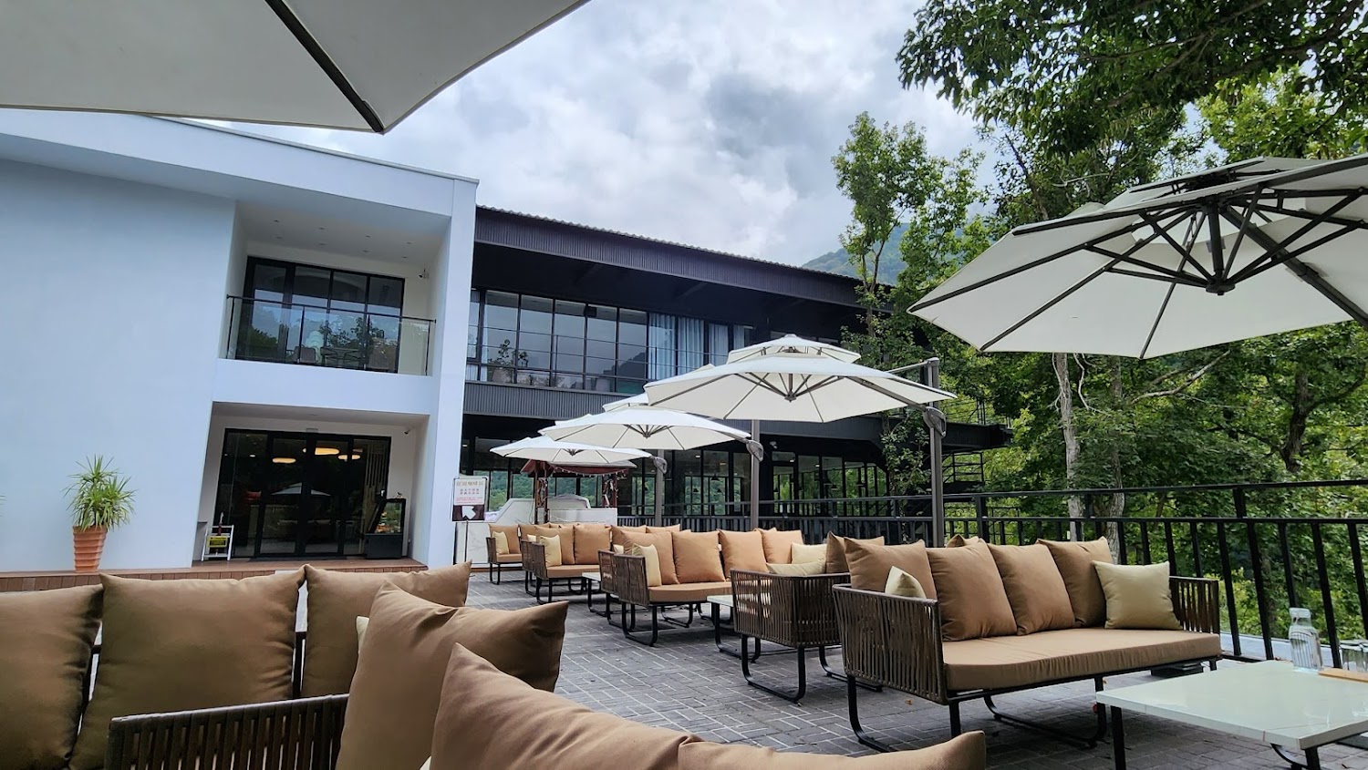 【2025】泰安溫泉必訪指南：5大景點與特色住宿推薦