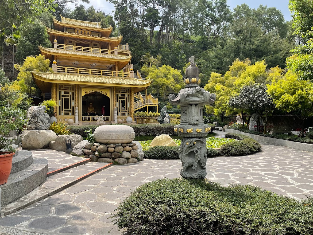 【2025】梅山公園必去攻略|不可錯過的附近景點與隱藏美食