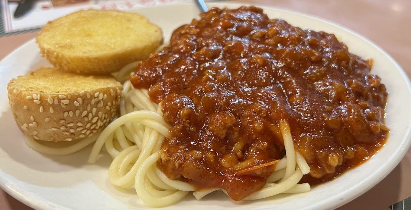 探索蘇阿姨比薩屋的特色口味和菜單揭秘