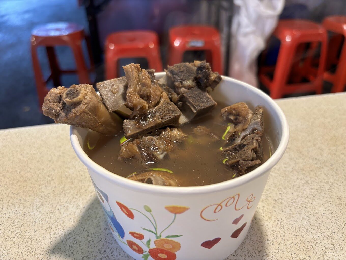 饒河夜市必吃推薦：探索台北最美味的小吃